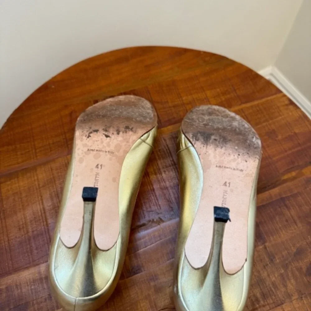 Manolo Blahnik - Picture 3 of 3